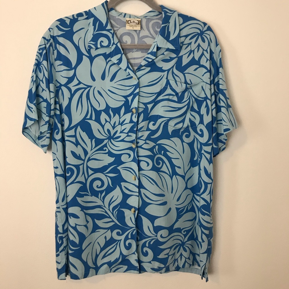 Go Barefoot Women’s Hawaiian Shirt